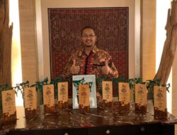 Tingkatkan Inovasi Berbasis Lingkungan, PKT Raih The Best Indonesia Green Awards 2022