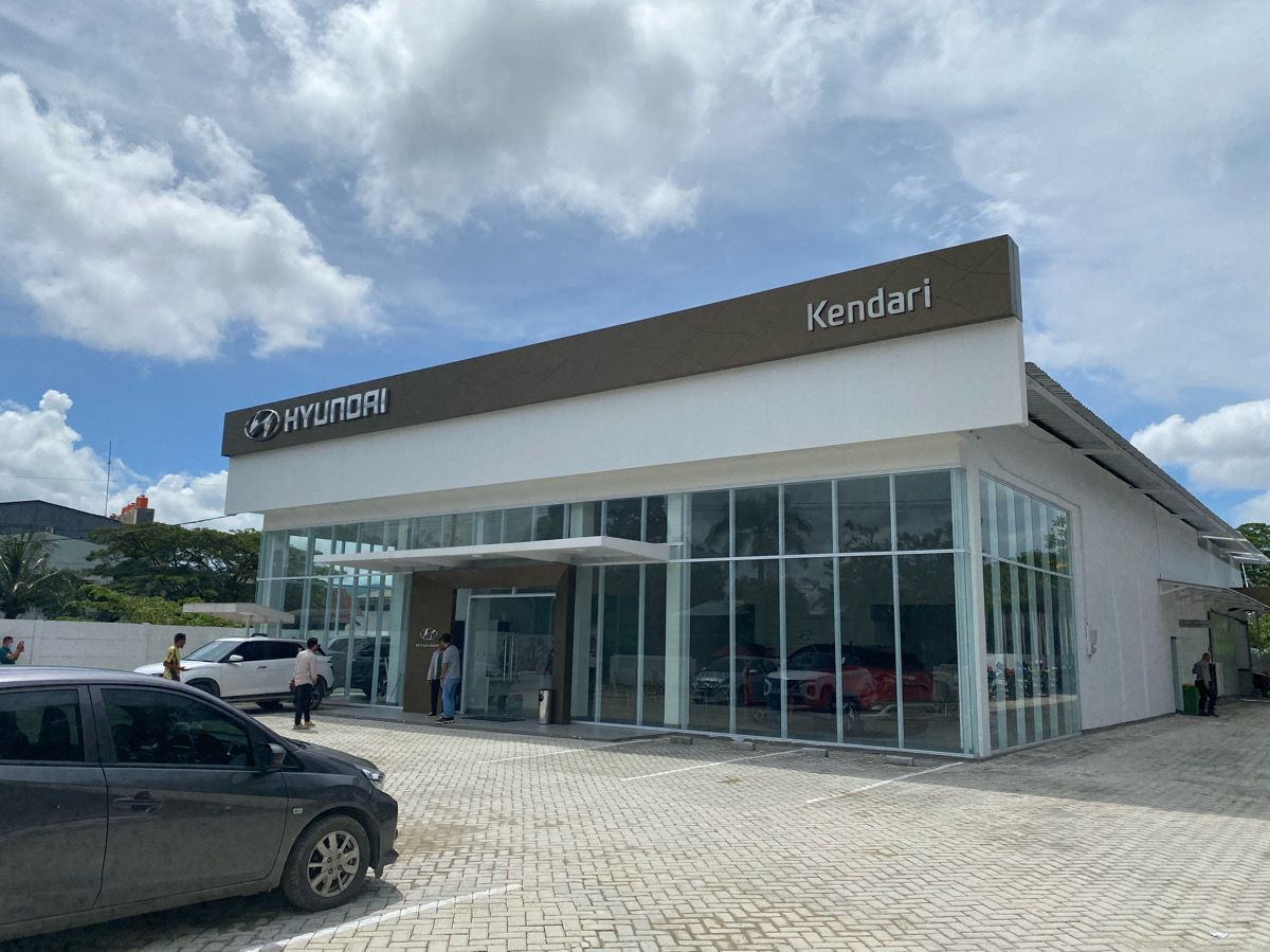 Dealer atau Showroom Hyundai Kendari. Foto: Aldho.