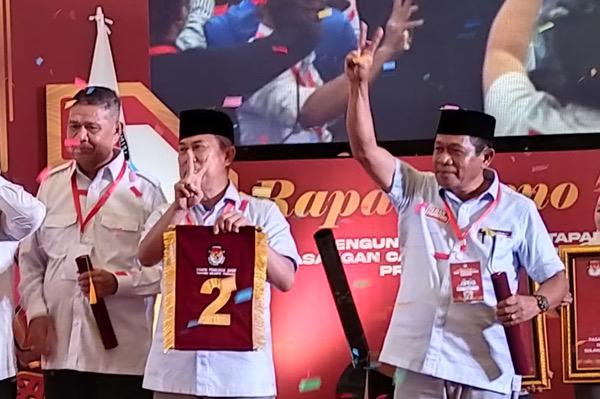 Dapat Nomor Urut 2 Seperti Prabowo-Gibran, ASR-Hugua Yakin Menang di Pilgub Sultra. Foto: Ical MA/Sultra Informasi.