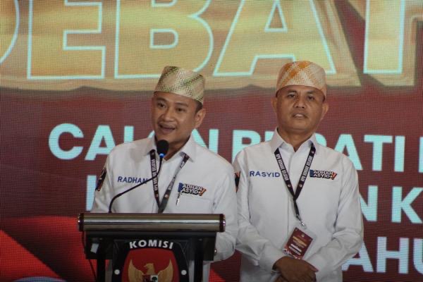 Paslon) Bupati dan Wakil Bupati Konawe Selatan (Konsel), Radhan Algindo Nur Alam dan Rasyid. Foto: Istimewa.