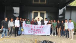 Rich Club Kendari Disegel Aktivis Mahasiswa, Dugaan Penyalahgunaan Izin. Foto: Istimewa.