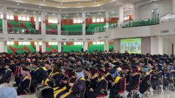 Ribuan Wisudawan dan Wisudawati Universitas Halu Oleo. Foto: istimewa.