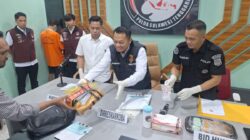 Residivis Narkoba Ditangkap Lagi di Kendari, Hampir 1 Kg Sabu Siap Edar Digagalkan Polisi. Foto: istimewa.