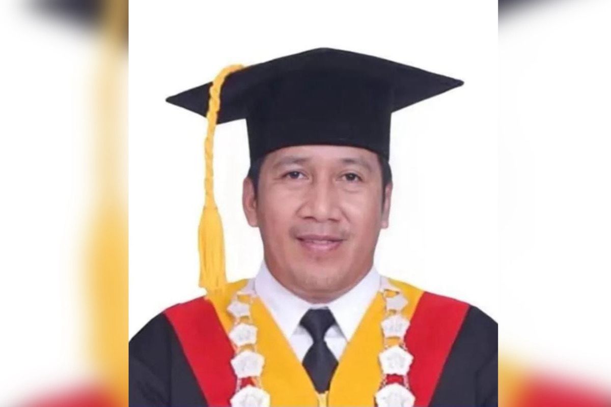 Kursi Rektor UHO Kini Dipimpin Dr Herman sebagai Plt, Usai Kepergian Prof Armid. Foto: istimewa.