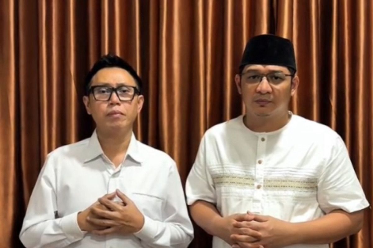 Didampingi Pasha Ungu, Eko Patrio Minta Maaf Penuh Penyesalan. Foto: istimewa.