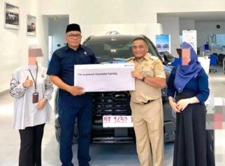 DPRD Sultra Hamburkan Rp5,5 Miliar untuk Mobil Baru, Akademisi: Tidak Punya Empati Sosial. Foto: Istimewa.