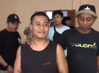 Kedapatan Simpan Sabu-sabu 1,9 Kg, Pria Puuwatu Kendari Ini Malah Tersenyum Saat Ditangkap Polisi. Foto: Istimewa.