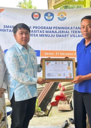 Bangun Smart Village, Dosen dan Mahasiswa UHO Dampingi UMKM Desa Kuasai Teknologi Digital. Foto: Istimewa.