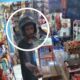Terekam CCTV, Pria Ini Gasak BBM 35 Liter di Kios Kendari. Foto: Istimewa.