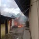 Si Jago Merah Lahap 7 Bangunan di Kendari, Asrama Polisi Ikut Hagus Terbakar. Foto: Istimewa.