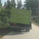 Penyebeb Dump Truck Bermuatan Pasir Terbalik di Jalan Poros Mowila–Angata Konsel. Foto: Istimewa.